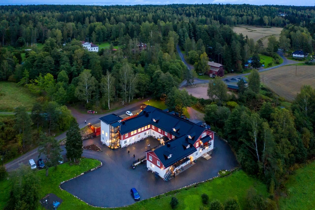 Мини-отель Hotel Villa Molnby Порвоо-46